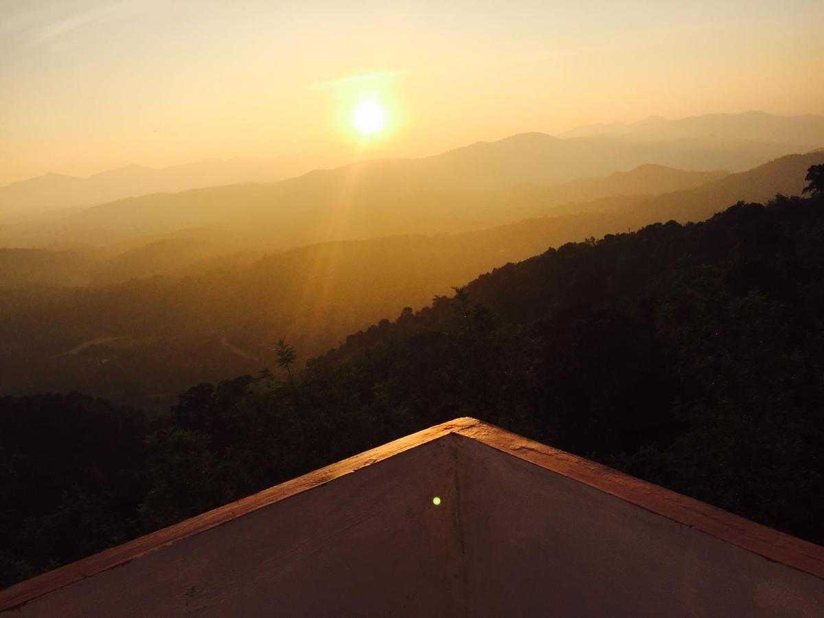 Kollanoor Guest House Madikeri Ngoại thất bức ảnh